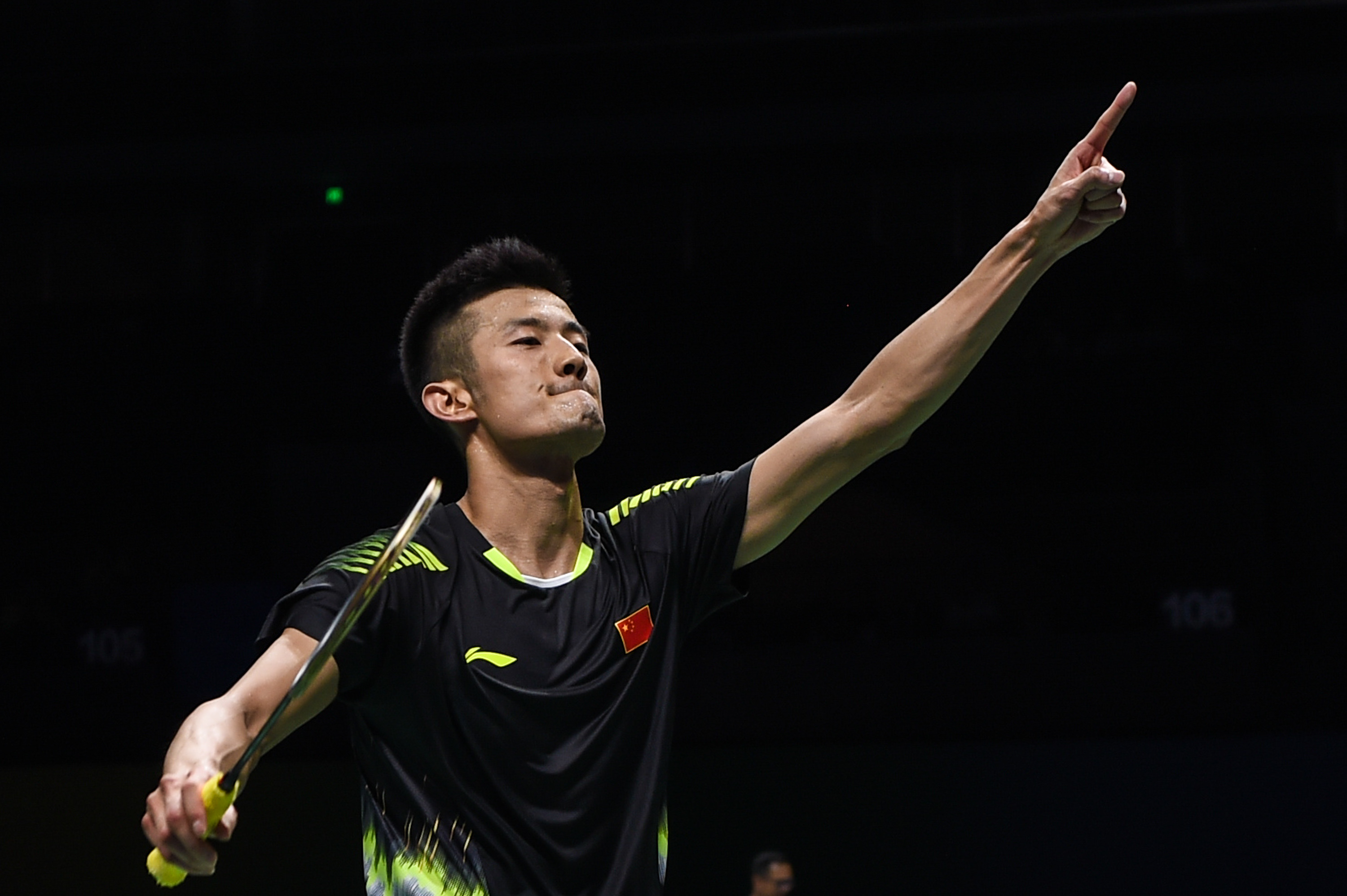 关于中国羽毛球队逆转法国羽毛球队，谌龙完成帽子戏法的信息