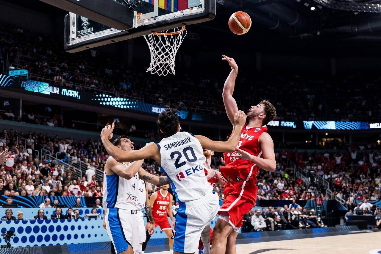 米兰登录入口-关于土耳其男篮碾压阿根廷男篮，瓦兰丘纳斯打破历史纪录的信息