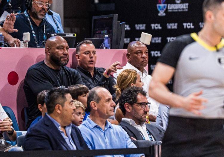 米兰-希腊取得关键胜利，冰岛险胜斯洛伐克的简单介绍