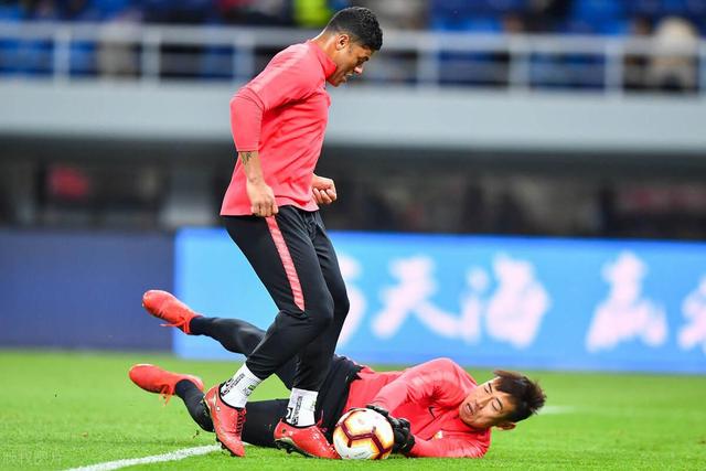 米兰体育-雄狮主帅调整阵容，追求联赛突破的简单介绍