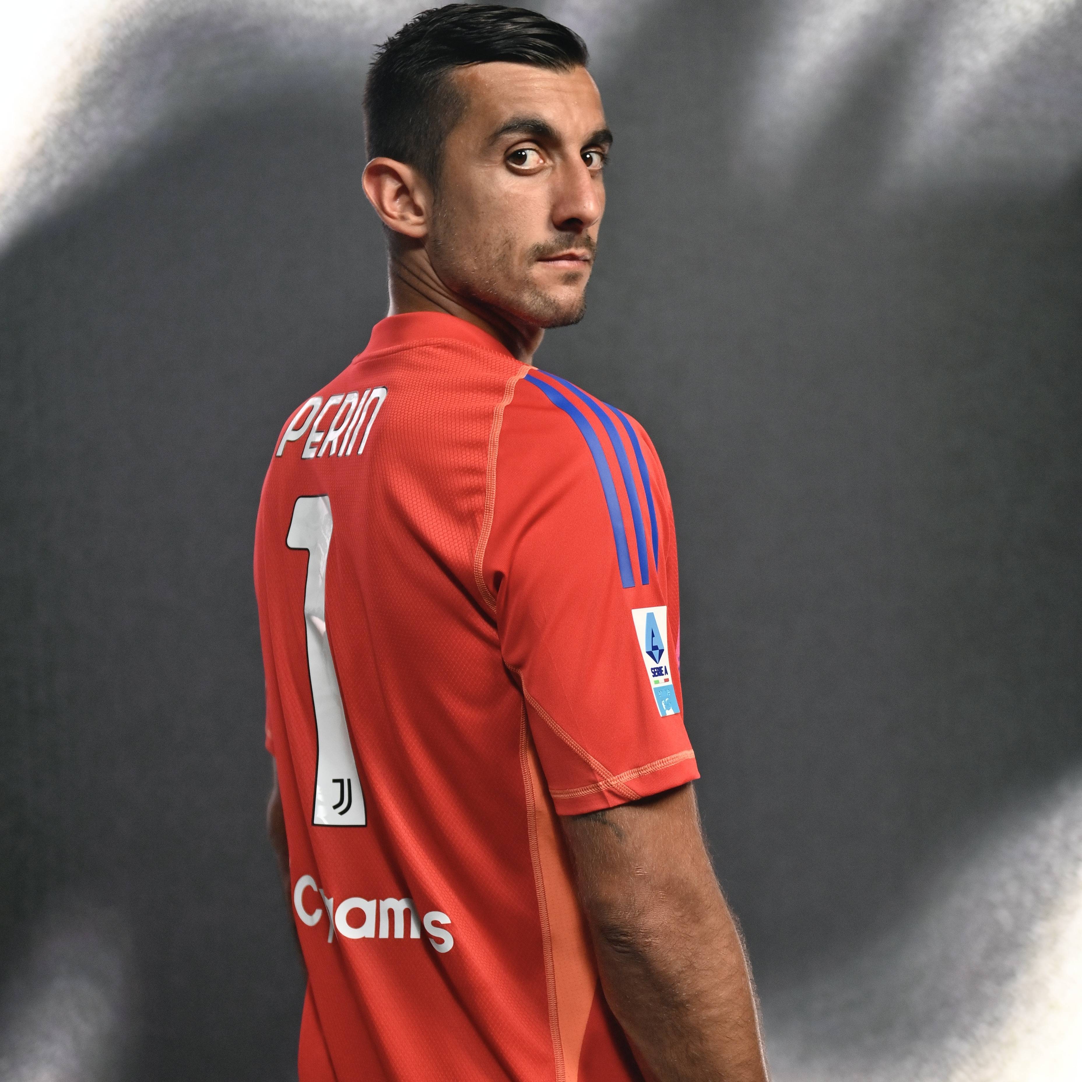 ac米兰-尤文图斯门将被教练组誉为本赛季最佳的简单介绍