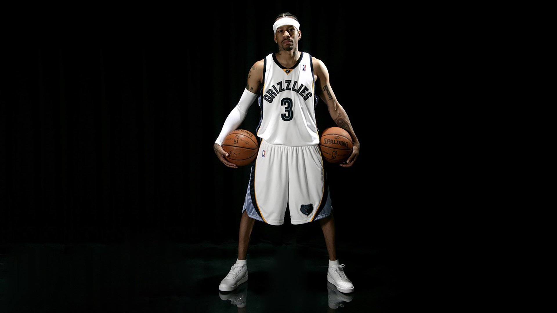 米兰体育入口-跨越时空的篮球火种，当湖人鏖战广东，赵继伟点燃的不仅是赛场