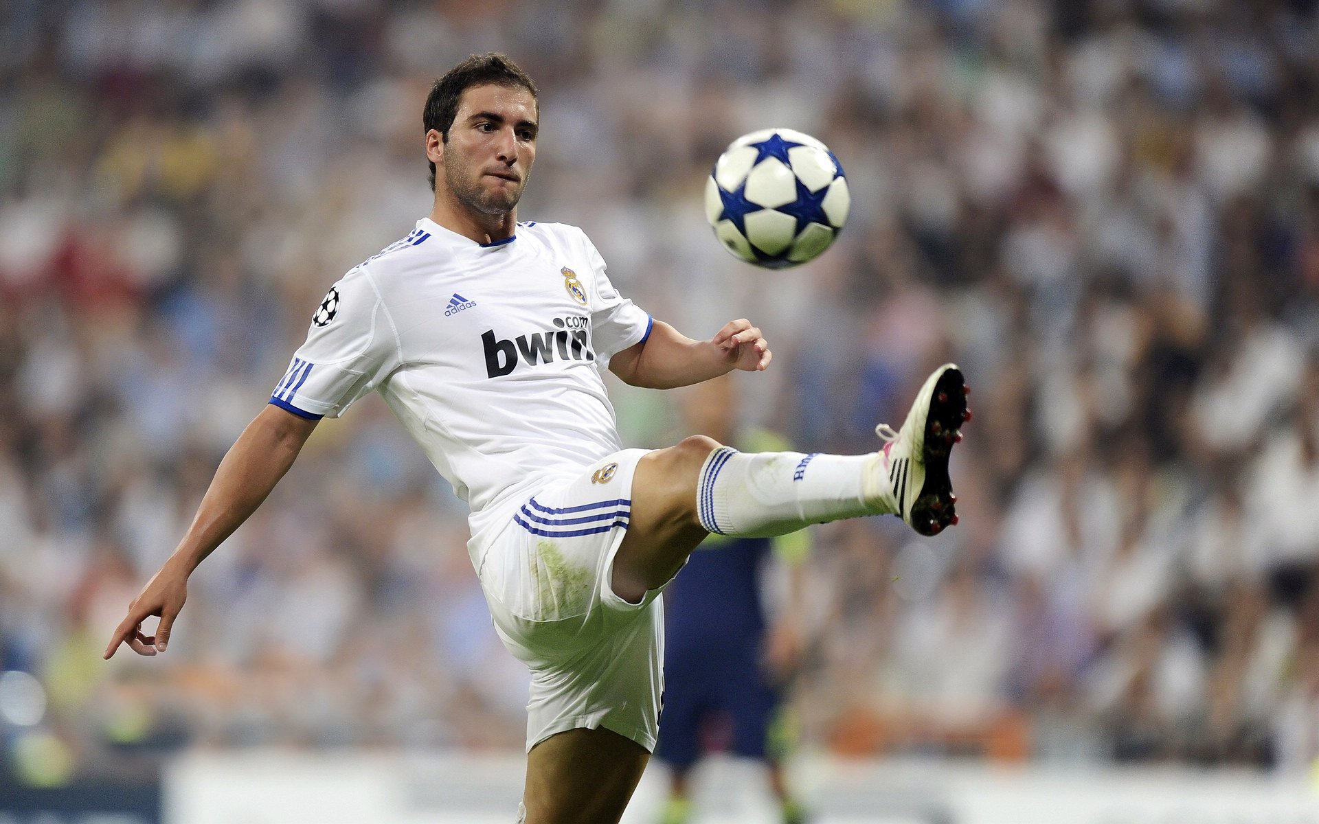 佩德里独舞安联,西班牙风暴席卷莱比锡—一场定义时代的横扫